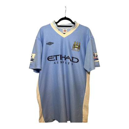 Manchester City 2011/12 Heimtrikot – Agüero #16 | Umbro | Größe XL | 8/10